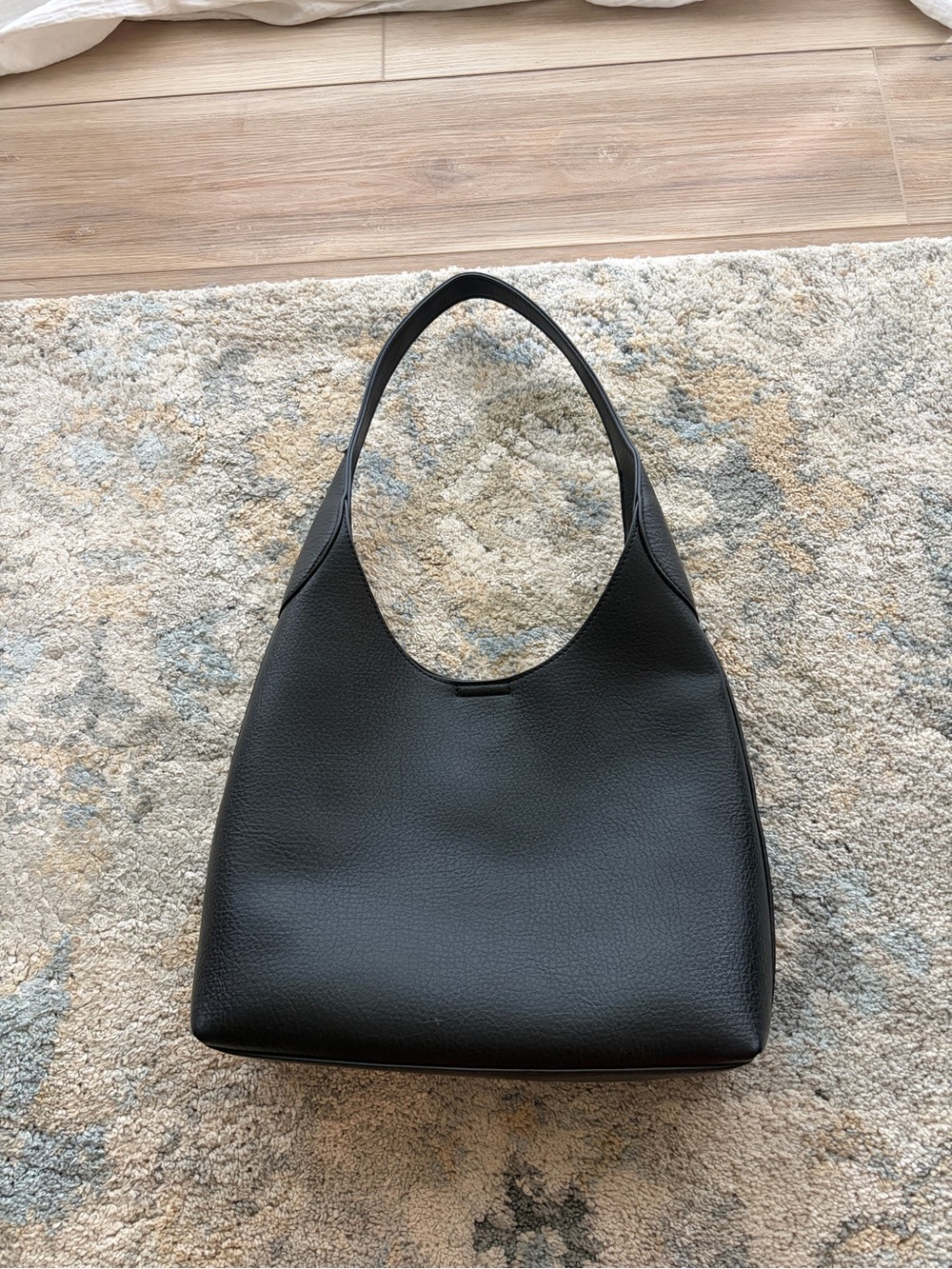 Classic Black Women’s Shoulder Bag
